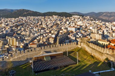 Şaşırtıcı kale Kavala, Doğu Makedonya ve Trakya su kemeri için panorama