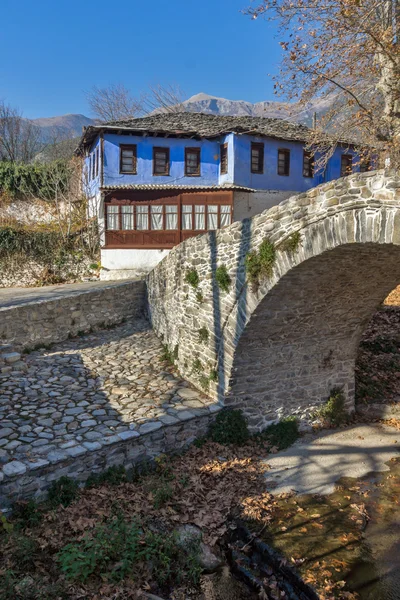 Régi ház, a falu Moushteni közelében Kavala, Kelet-Makedónia és Thrákia — Stock Fotó