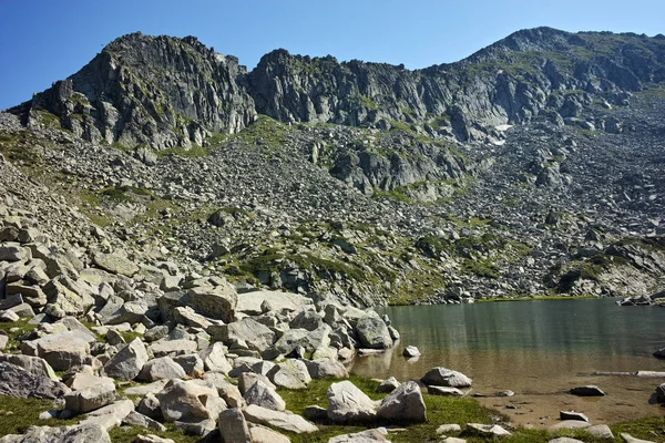Дивовижна Панорама озера Argirovo та Dzhano Вершина гори Пірін — стокове фото