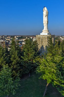 Meryem Ana en büyük anıt dünyanın Haskovo şehri