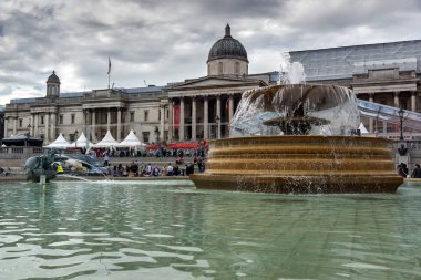 Londra, İngiltere - 16 Haziran 2016: Trafalgar Square, Londra, İngiltere,
