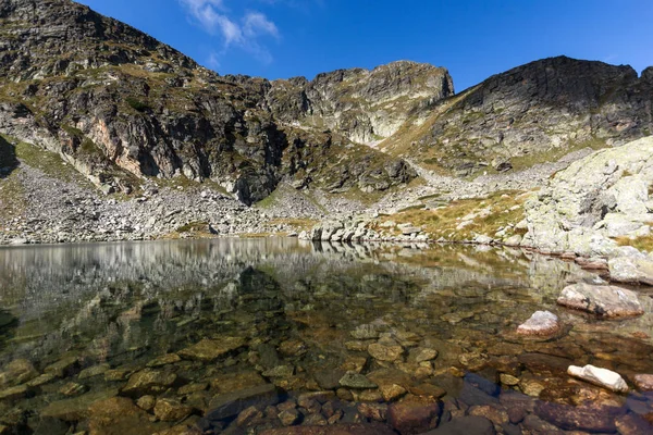 Paisagem incrível de lagos Elenski e pico de Malyovitsa, Montanha Rila , — Fotografia de Stock