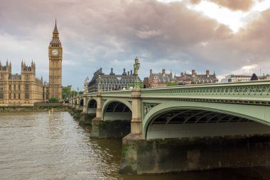 Londra, İngiltere - 16 Haziran 2016: Houses of Parliament Big Ben Westminster Bridge, Londra ile