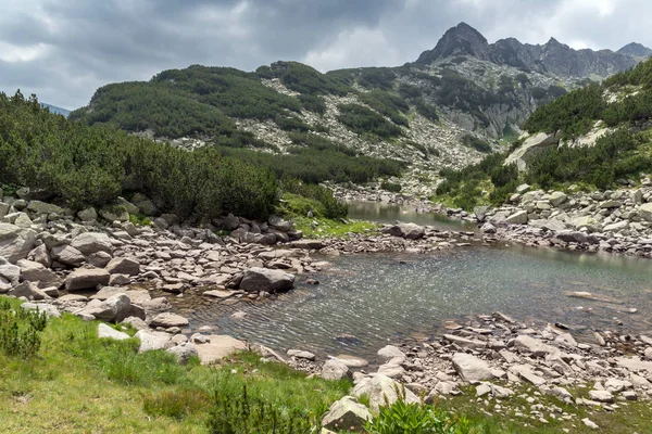Panorama incrível em torno do passo Banderitsa, Pirin Mountain — Fotografia de Stock