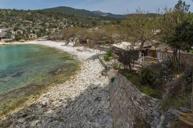 Panoramik Köyü ve Plajı Aliki, Thassos Adası, Doğu Makedonya ve Trakya