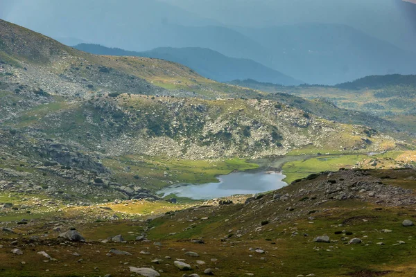 Amazing Landscape to Rocky scree and Spanopolsko Lake, Pirin Mountain — Stock Photo, Image