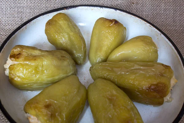 pirinç ve baharat ile Közlenmiş biber dolması