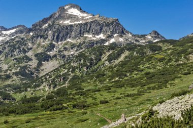 Pirin Dağı Dzhangal pik ile muhteşem manzara