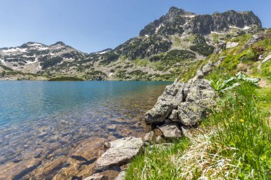 Dzhangal tepe ve Popovo Gölü, Pirin Dağı ile şaşırtıcı Panorama