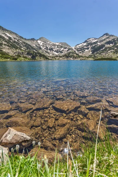 Panoráma Popovo szállások-tó, a Pirin-hegység — Stock Fotó