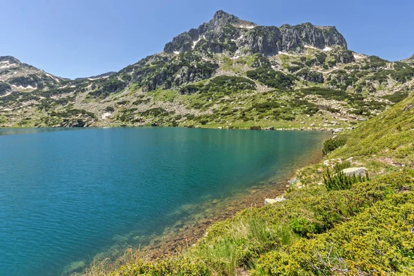 Paisagem incrível de Dzhangal pico e Popovo lago, Pirin Mountain — Fotografia de Stock