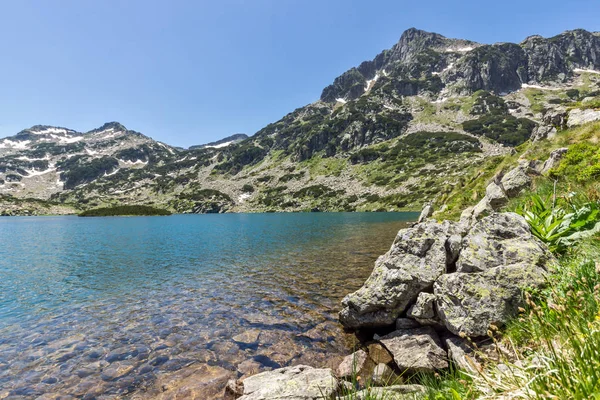 Pemandangan menakjubkan dari puncak Dzhangal dan danau Popovo, Pirin Mountain — Stok Foto