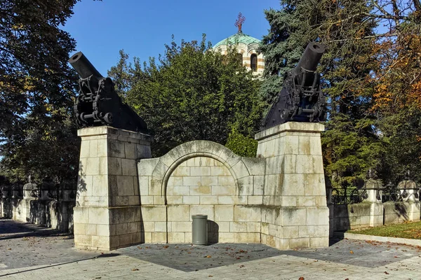 St. George de Veroveraar kapel Mausoleum, stad van Pleven — Stockfoto