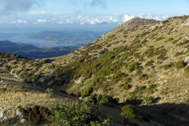 Muhteşem panoramik Lefkada dağ ve deniz, Ionian Islands