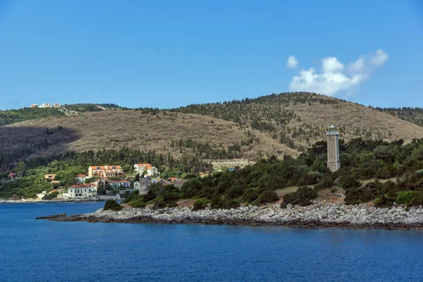 Дивовижна Панорама село відображають Kefalonia, Іонічні острови — стокове фото