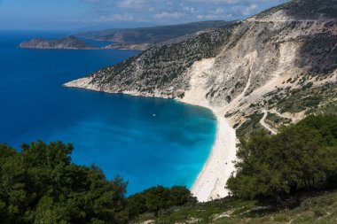 Güzel Myrtos beach, Kefalonia, İyonya Adaları muhteşem deniz manzarası