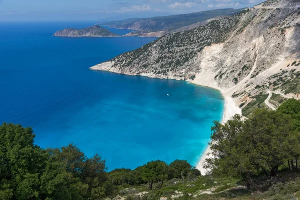 Panoramik manzaralı güzel Myrtos beach, Kefalonia, Ionian Islands