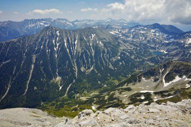 Todorka tepe yeşil tepelere Vihren, Pirin Dağı manzara