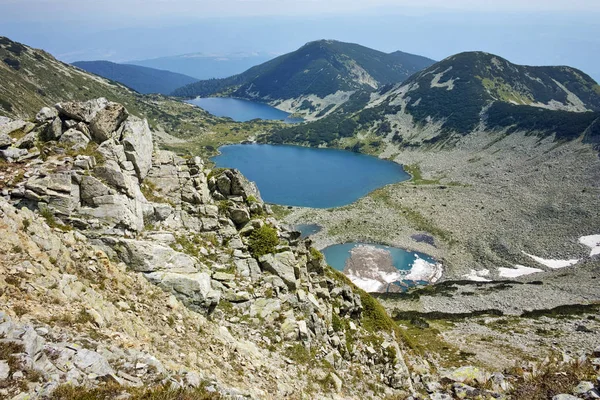 Atemberaubende Landschaft der Kremenski-Seen vom Dshano-Gipfel, Pirin-Berg — Stockfoto