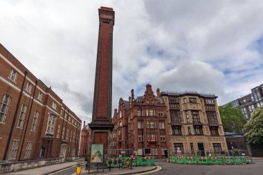 Londra, İngiltere - 18 Haziran 2016: tipik İngiliz bina, Londra görünümünü şaşırtıcı