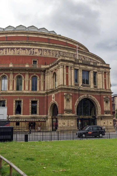 Londyn, Anglia - 18 czerwca 2016: Niesamowite widok Royal Albert Hall, Londyn — Zdjęcie stockowe