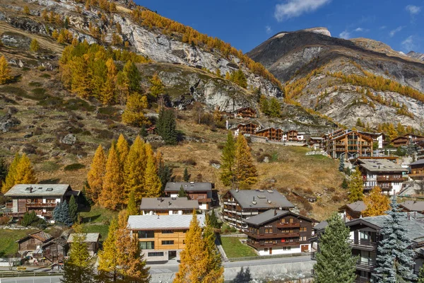 Amazing Autumn Panorama to Zermatt, Canton of Valais — Stock Photo, Image