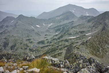 Panorama Kamenitsa tepe Dzhangal tepe, Pirin Dağı üzerinden