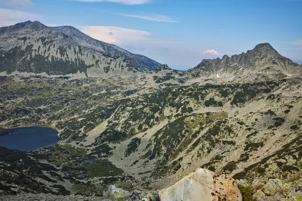 Widok na szczyty Dzhangal i Polezhan, góry Pirin — Zdjęcie stockowe