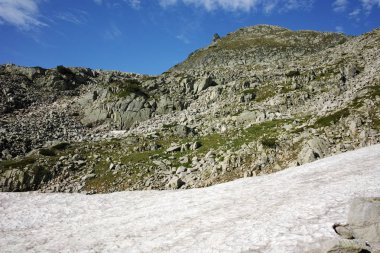 Sağ Kraledvorska Pass Rocky tepeleri, Pirin dağ