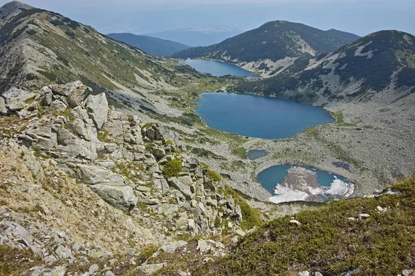 Panoramiczny widok na Kremenski jeziora, góry Pirin — Zdjęcie stockowe
