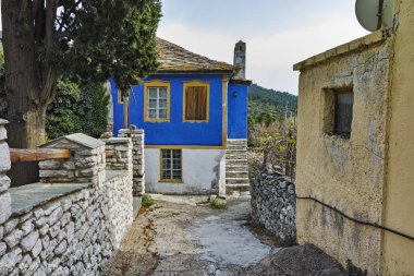 Theologos köyünde sokak, Thassos Adası, Doğu Makedonya ve Trakya