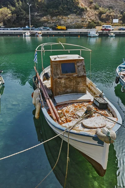 Boat at the port of Limenaria, Thassos island, East Macedonia and Thrace, — Stock Photo, Image