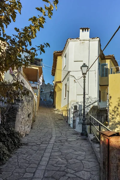 Typical stret in Old town in city of Kavala, East Macedonia and Thrace — Stock Photo, Image