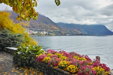 Montereux, Vaud kantonu set of sonbahar görünümü