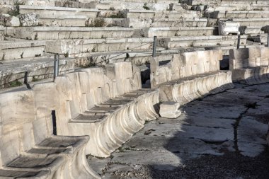 Atina, Attica akropolisi Dionysos Tiyatrosu kalıntıları