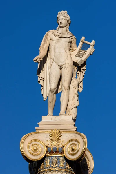 Statua Apollo davanti all'Accademia di Atene, Attica — Foto Stock