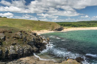 Sinemorets Köyü, Burgaz bölge Veleka Nehri'nin ağzında plajı ile deniz manzarası
