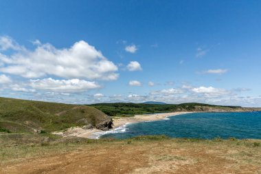 Sinemorets Köyü, Burgaz bölge Veleka Nehri'nin ağzında plajı ile deniz manzarası