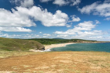 Sinemorets Köyü, Burgaz bölge Veleka Nehri'nin ağzında plajı ile deniz manzarası