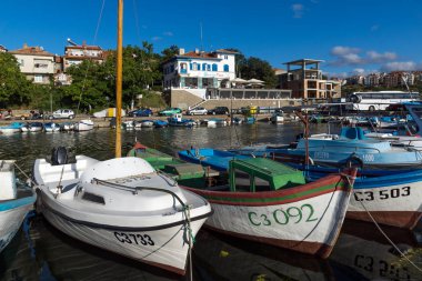 Sozopol, Bulgaristan - 12 Temmuz 2016: Süzebolu şehir, Burgaz bölge bağlantı noktasının şaşırtıcı Panorama