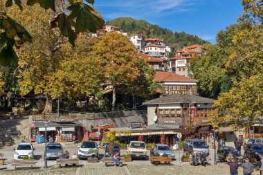 Metsovo, Epirus, Yunanistan - 19 Ekim 2013: Panoramik manzaralı köy Metsovo, Yunanistan
