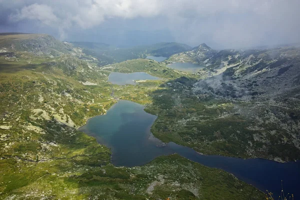 Fantastiska Panorama av The Twin, The Trefoil, fisken och övre sjöar — Stockfoto