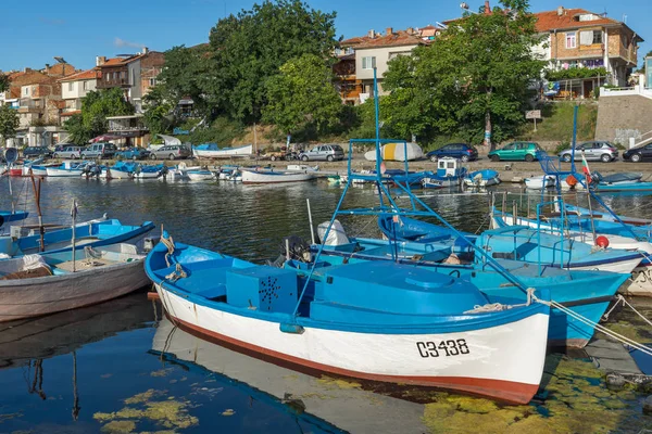 Sozopol, Bulgaristan - 12 Temmuz 2016: Süzebolu şehir, Burgaz bölge bağlantı noktasının şaşırtıcı Panorama
