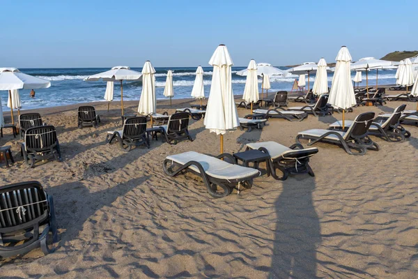 LOZENETS, BULGARIA - JULY 2, 2013: Panorama of Oasis beach near village of Lozenets, Burgas Region — Stock Photo, Image