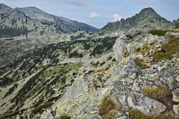Picos de Dzhangal e Polezhan, montanha de Pirin — Fotografia de Stock