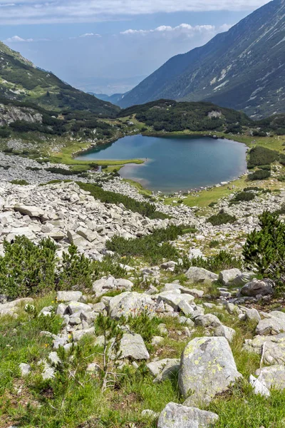 Panoramik Muratovo Gölü, Pirin Dağı — Stok fotoğraf