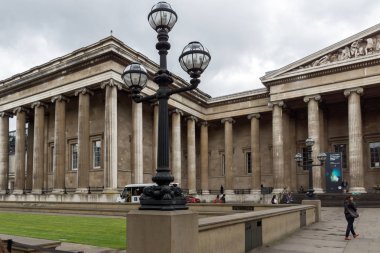 Londra, İngiltere - 16 Haziran 2016: Dışında görüntülemek British Museum, Londra