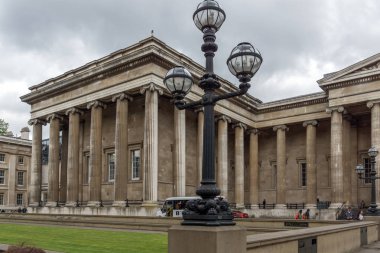 Londra, İngiltere - 16 Haziran 2016: Dışında görüntülemek British Museum, Londra