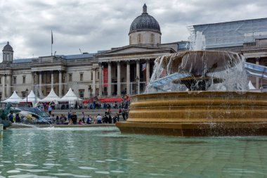 Londra, İngiltere - 16 Haziran 2016: Trafalgar Square, Londra, İngiltere
