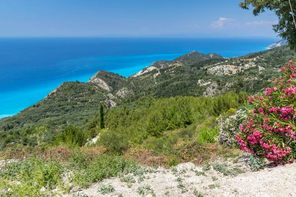 Paesaggio panoramico con acque blu, Lefkada — Foto Stock